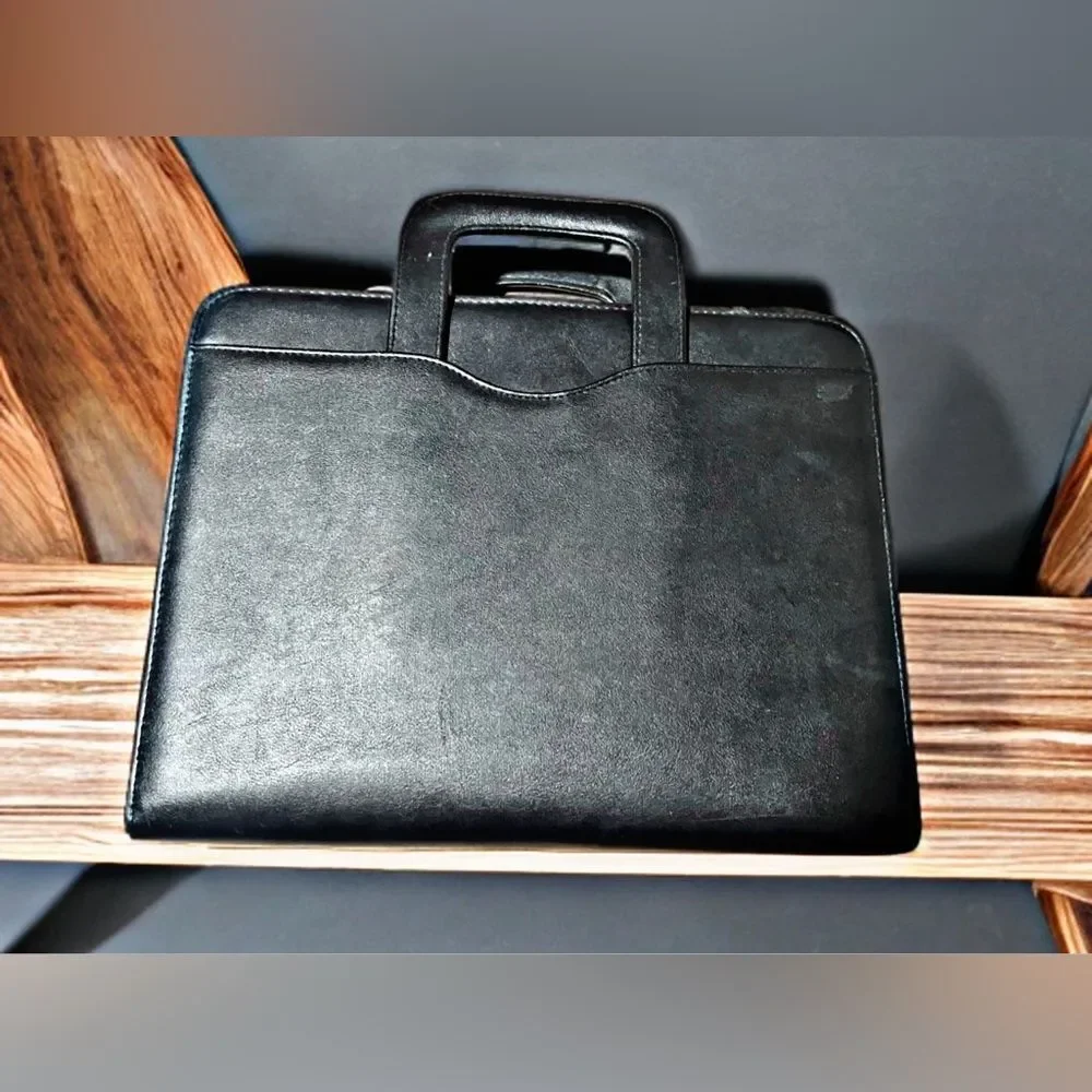 Day-Timer Genuine Leather Zip Folio Organizer